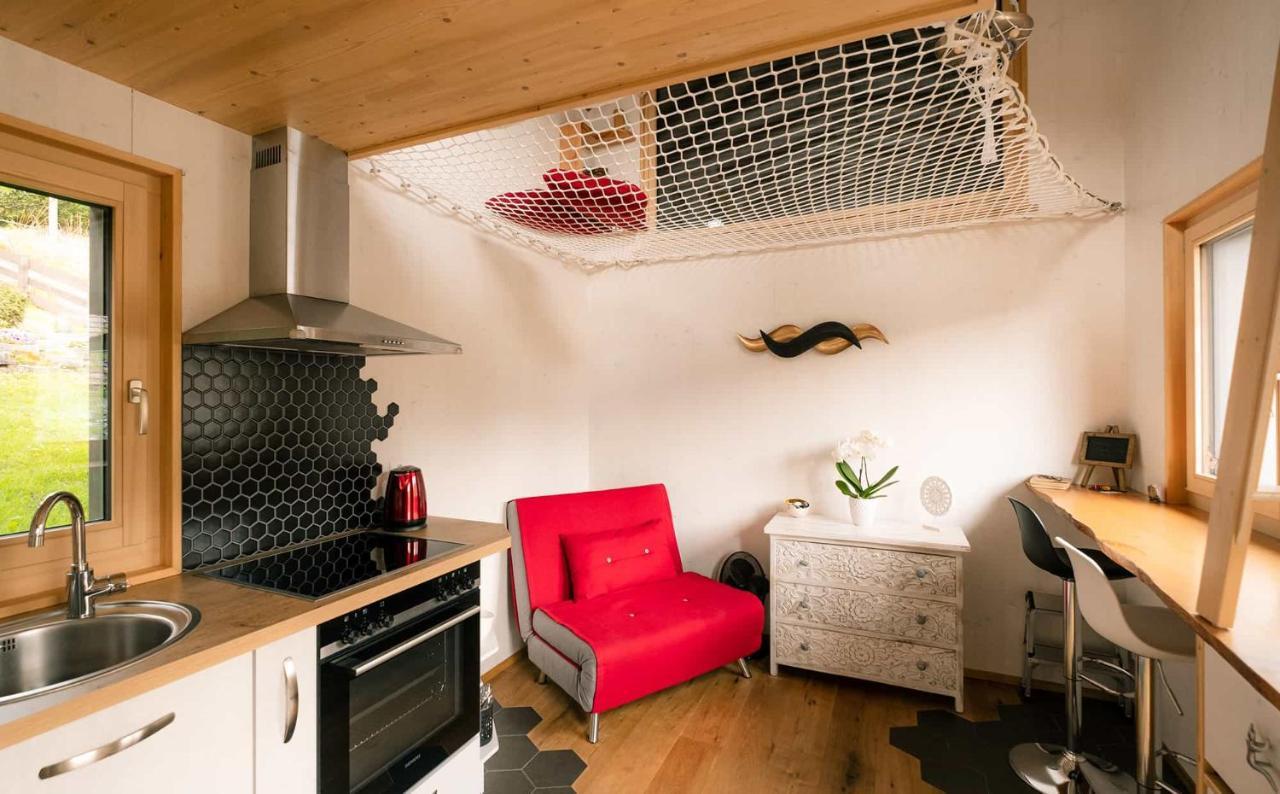 Tiny De L'Aigle Apartment Villeret Bagian luar foto