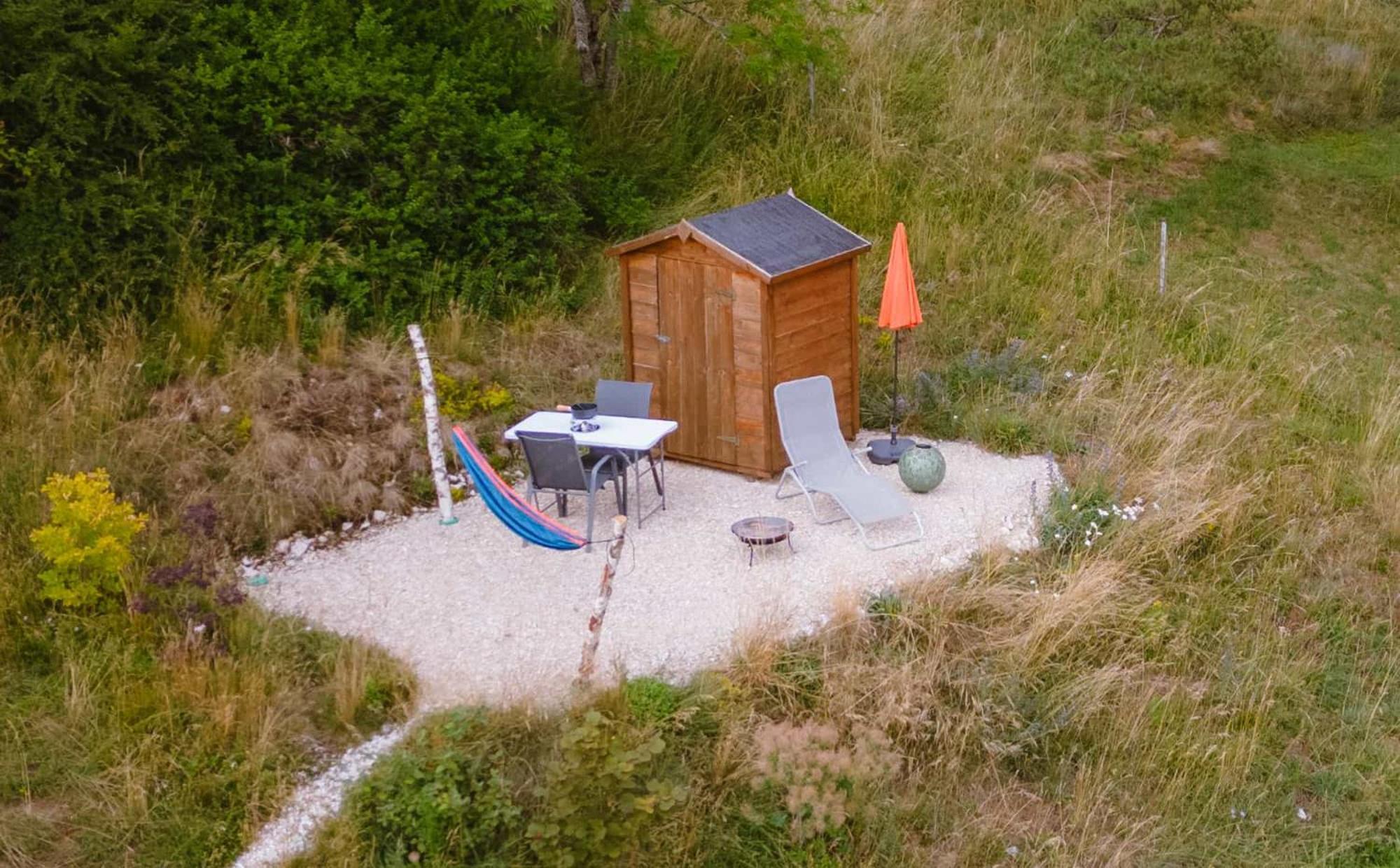 Tiny De L'Aigle Apartment Villeret Bagian luar foto
